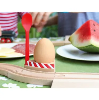 Eierbecher mit Schranke