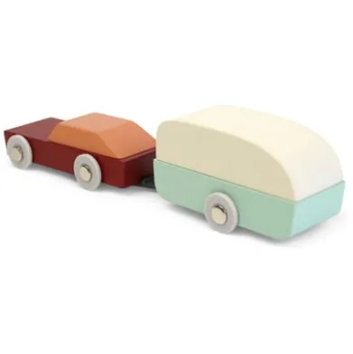 Holzauto mit Wohnwagen