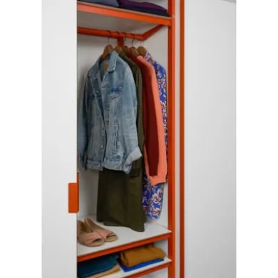 Kleiderstange zu Schrank P100