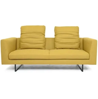 Sofa August