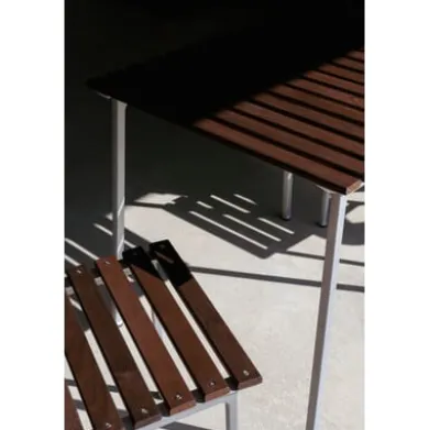 Tisch Traverse 140